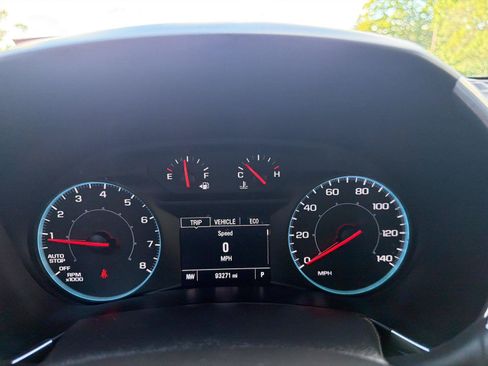 Used 2022 Chevrolet Equinox LS AWD/4WD image 13