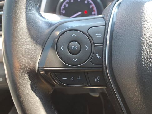 Used 2019 Toyota Camry SE w/ Convenience Package image 26