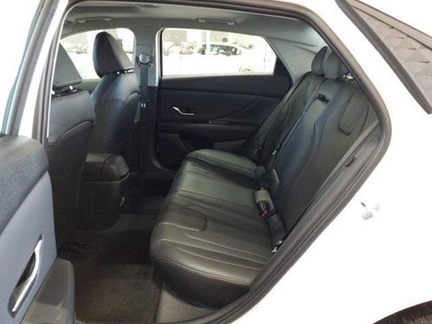 New 2026 Hyundai Elantra Limited image 15