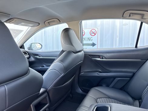 Used 2023 Toyota Camry SE image 27