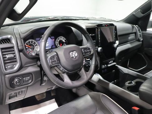 Used 2025 RAM 1500 Laramie w/ Sport Appearance Package AWD/4WD image 15