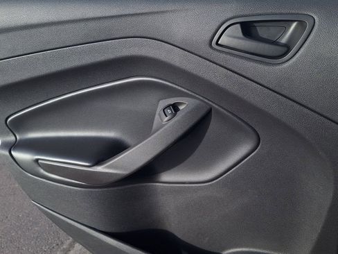 Used 2017 Ford Escape S image 13