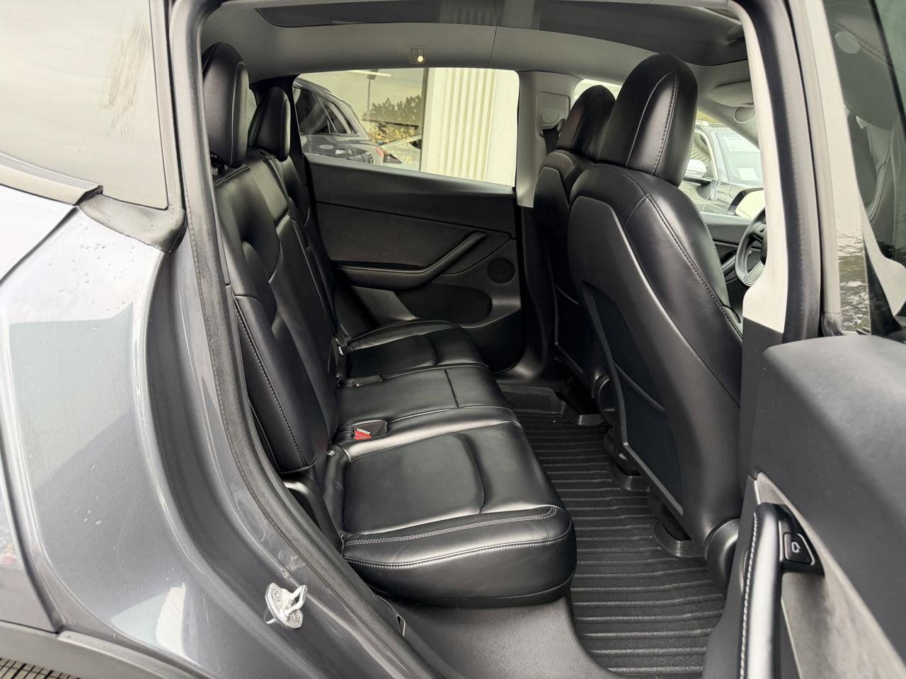 Used 2020 Tesla Model Y Long Range AWD/4WD image 6