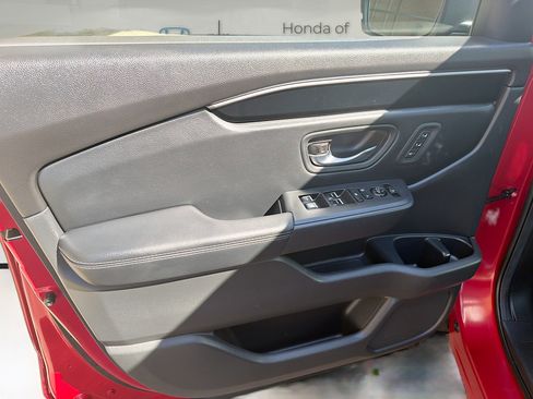 Certified 2024 Honda Pilot Touring image 20