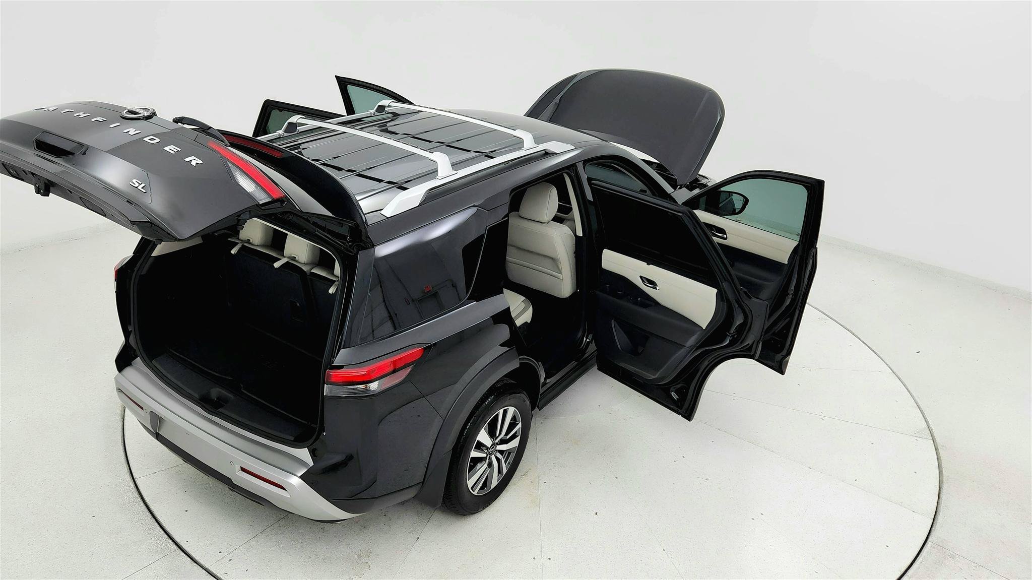 Used 2024 Nissan Pathfinder SL w/ Cargo Package FWD image 23