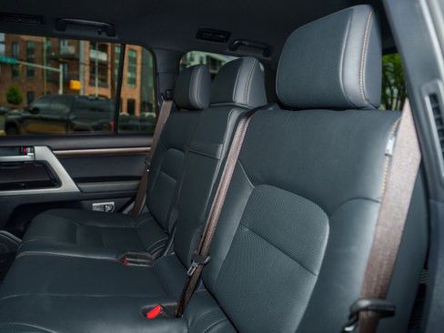 Used 2020 Toyota Land Cruiser Heritage Edition AWD/4WD image 17