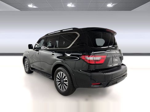 Used 2023 Nissan Armada SL w/ Midnight Edition Package RWD image 3