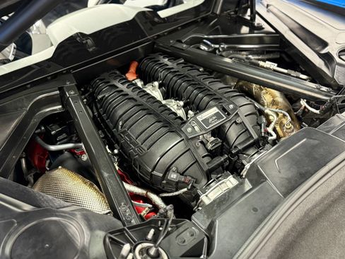 Used 2024 Chevrolet Corvette Z06 RWD image 37