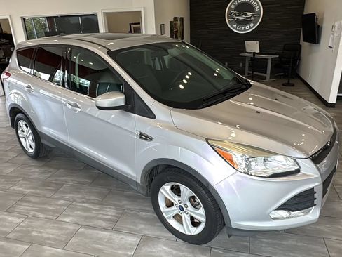Used 2015 Ford Escape SE FWD image 6