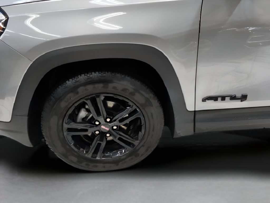 Used 2024 GMC Terrain AT4 w/ Tech Package AWD/4WD image 31