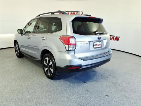 Used 2018 Subaru Forester 2.5i Limited image 2