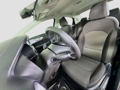 Used 2023 Kia Forte LXS FWD image 11