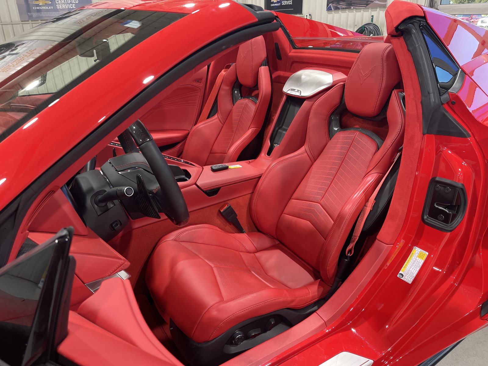 Used 2025 Chevrolet Corvette Z06 RWD image 16