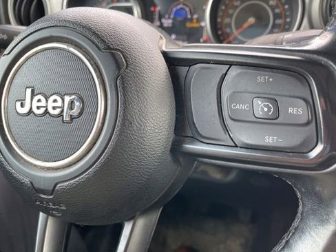 Used 2020 Jeep Gladiator Sport w/ Quick Order Package 24S AWD/4WD image 16