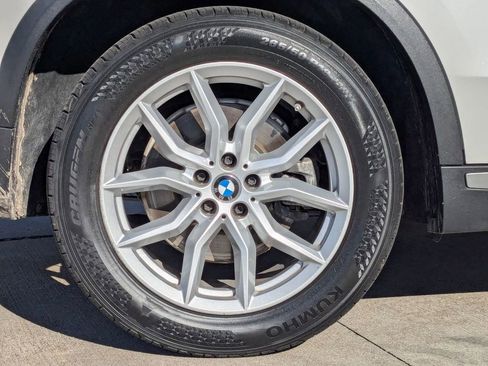 Used 2019 BMW X5 xDrive40i image 11