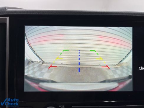 Used 2025 Nissan Frontier SV image 15