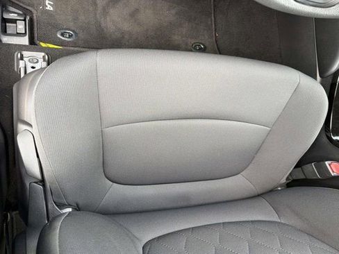 Certified 2022 Toyota Corolla LE FWD image 8