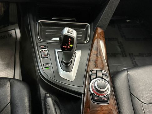 Used 2013 BMW 328i xDrive Sedan AWD/4WD image 33