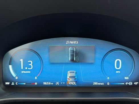 Used 2025 Ford Escape Platinum image 26