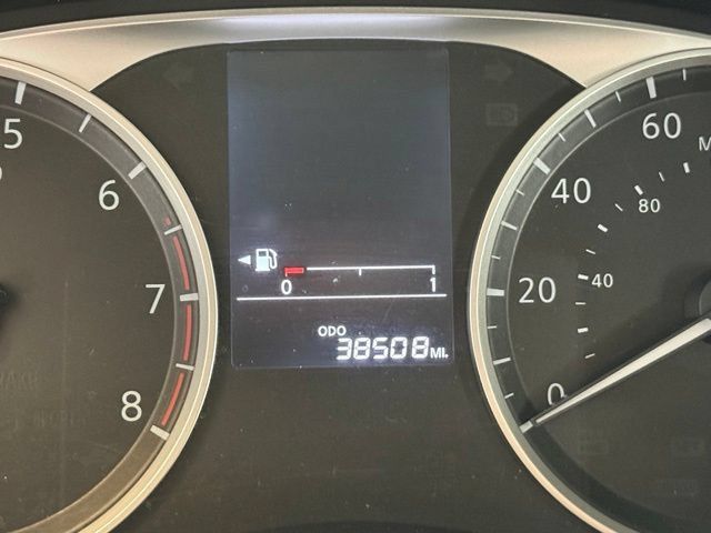 Used 2020 Nissan Versa S FWD image 14