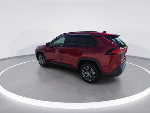 Used 2023 Toyota RAV4 XLE Premium AWD/4WD image 6