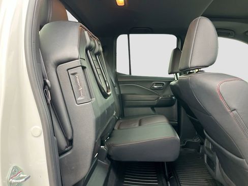 Used 2023 Honda Ridgeline Black Edition image 28