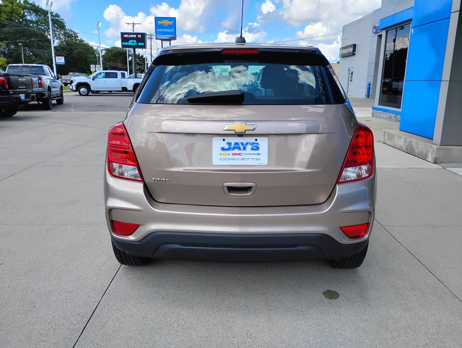 Used 2018 Chevrolet Trax LS FWD image 14
