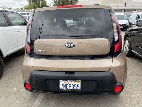 Used 2015 Kia Soul image 6