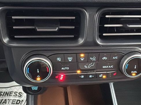 Certified 2022 Ford Maverick Lariat w/ Lariat Luxury Package image 25