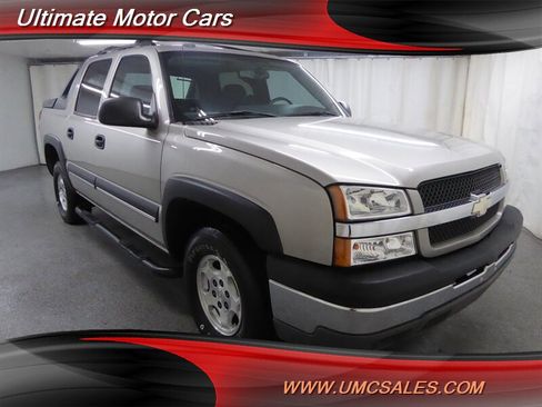 Used 2004 Chevrolet Avalanche 2WD w/ Preferred Equipment Group image 1
