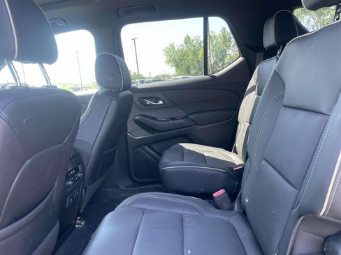 Used 2023 Chevrolet Traverse Premier w/ Redline Edition FWD image 11