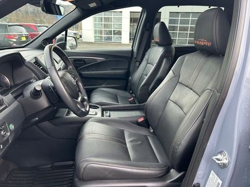 Used 2022 Honda Pilot TrailSport image 12