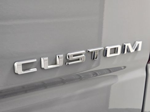 Used 2024 Chevrolet Silverado 1500 Custom RWD image 12