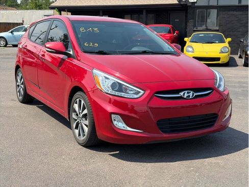 Used 2015 Hyundai Accent Sport FWD image 3