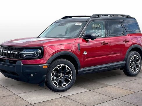 Certified 2025 Ford Bronco Sport Outer Banks w/ Outer Banks Tech Package+ AWD/4WD image 11