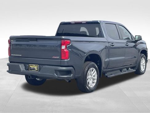 Used 2021 Chevrolet Silverado 1500 RST image 3