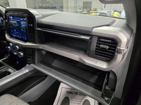 Used 2022 Ford F150 XLT w/ Equipment Group 302A High image 38