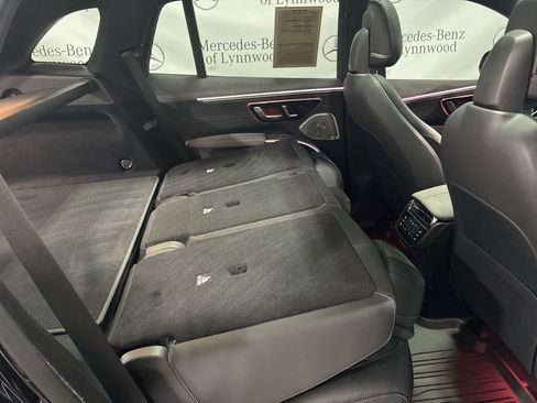 Used 2023 Mercedes-Benz EQS 580 4MATIC SUV image 29