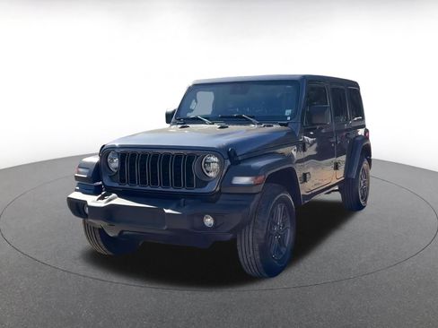 Used 2025 Jeep Wrangler Sport S image 7