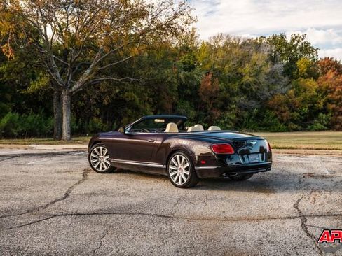 Used 2015 Bentley Continental GT image 46