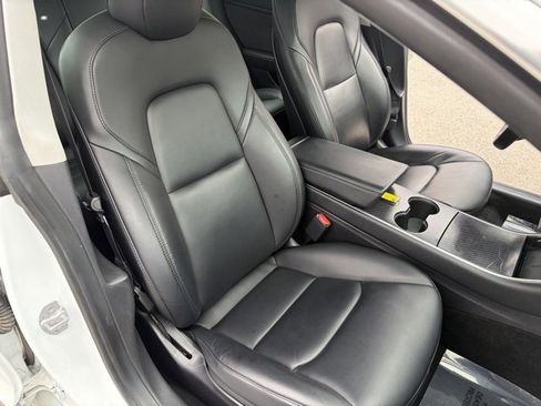 Used 2020 Tesla Model 3 Long Range image 28