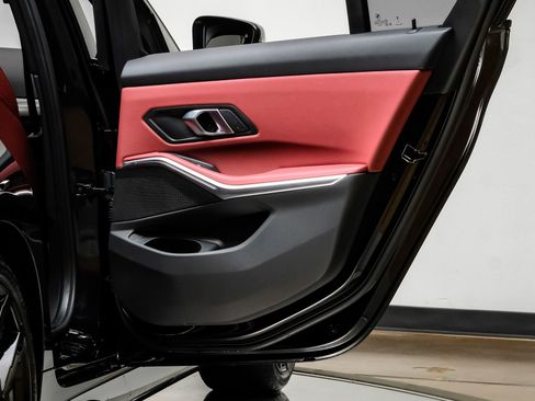 Used 2025 BMW 330i xDrive Sedan image 50