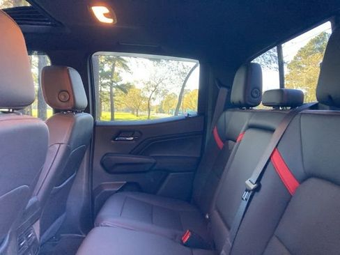 Used 2023 Chevrolet Colorado Z71 w/ Z71 Convenience Package 2 image 21