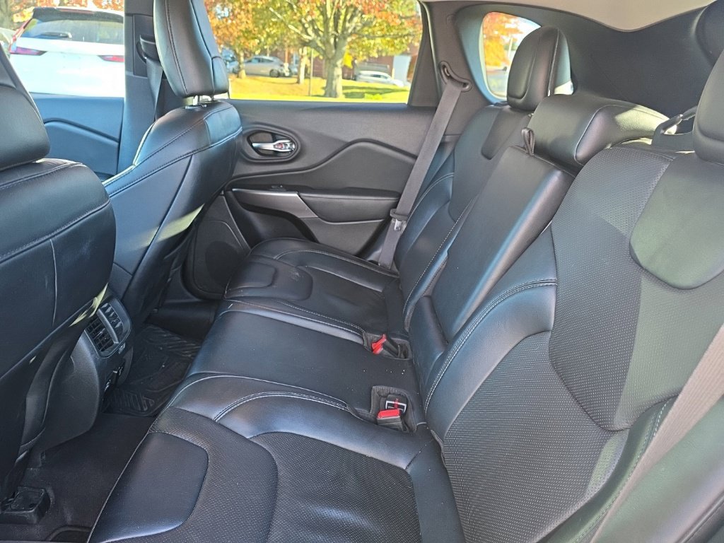 Used 2022 Jeep Cherokee Latitude Lux AWD/4WD image 28