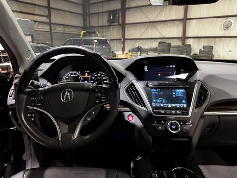 Used 2018 Acura MDX w/Technology Package & AcuraWa image 29