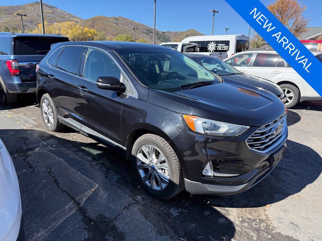 Used 2019 Ford Edge Titanium AWD/4WD image 4