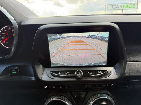 Used 2017 Chevrolet Camaro LT w/ Technology Package image 30