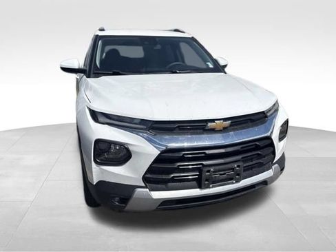 Used 2022 Chevrolet TrailBlazer LT AWD/4WD image 5
