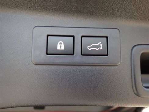 Certified 2026 Subaru Outback Touring XT AWD/4WD image 9