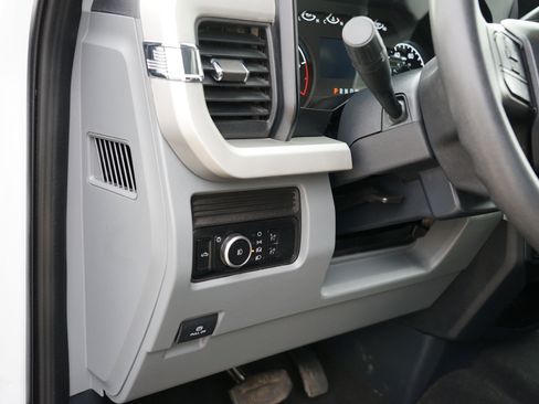 Used 2024 Ford F250 XLT w/ FX4 Off-Road Package image 19